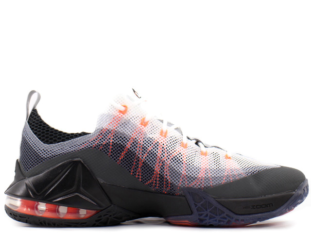 LEBRON 12 LOW LMTD 812560-081 - 3