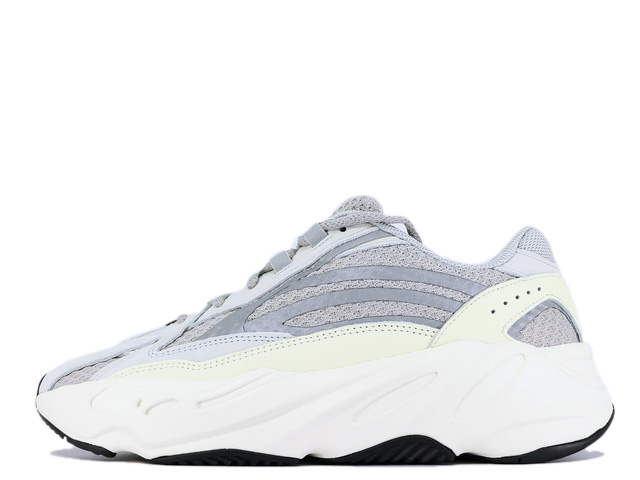 YEEZY BOOST 700 V2 23.5cm スニーカー