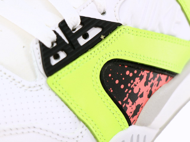 AIR TECH CHALLENGE HYBRID | スニーカーショップSKIT