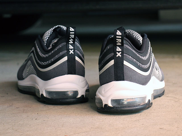 AIR MAX 97 ULTRA 17 “BLACK/PURE PLATINUM”01