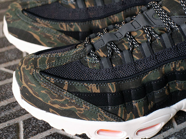 AIR MAX 95 “CARHARTT WIP”01