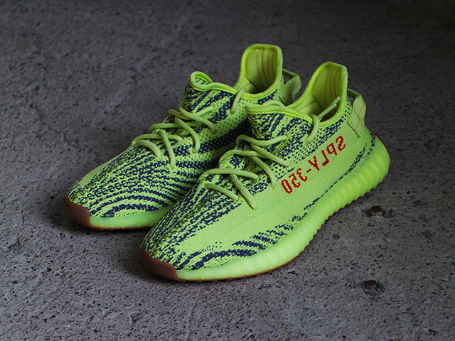YEEZY BOOST 350 V2 “SEMI FROZEN YELLOW”01