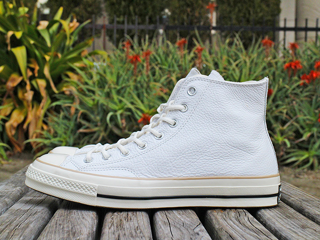 CHUCK TAYLOR ALL STAR 70 HI “WHITE/LIGHT FAWN”01