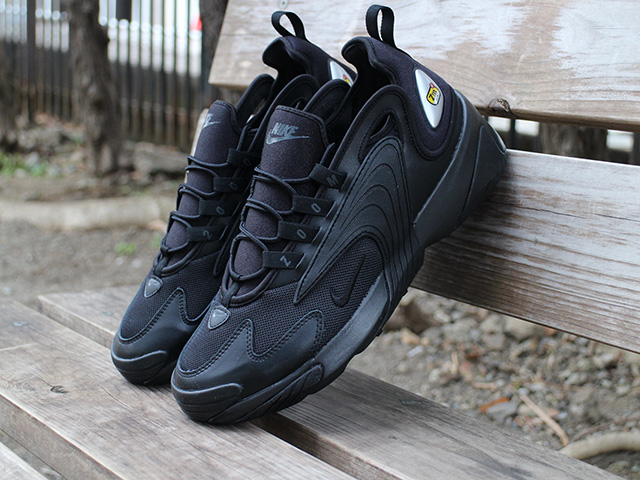 ZOOM 2K “BLACK”01