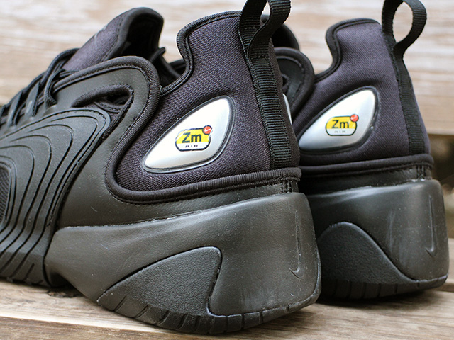 ZOOM 2K “BLACK”01