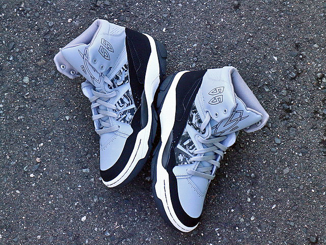 ADIDAS MUTOMBO “3M”01