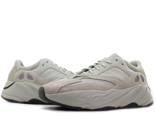 YEEZY BOOST 700 SOLT