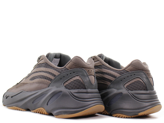 YEEZY BOOST 700 V2 EG6860 - 3