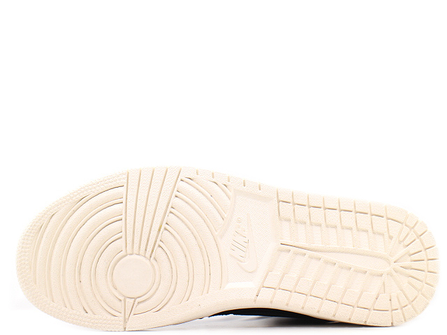 WMNS AIR JORDAN 1 RETRO HI PREMIUM AH7389-001 - 4