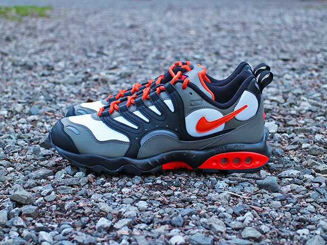 AIR TERRA HUMARA 18 “OLIVE GREY/DEEP ORANGE”01