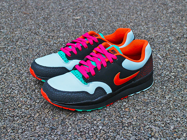 AIR SAFARI SE “TECH PACK”01