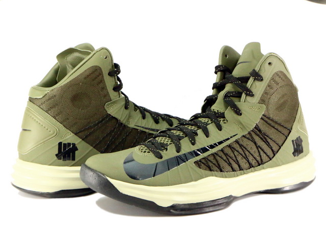 HYPERDUNK UNDFTD SP 598471-230 - 1