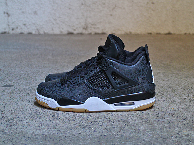 AIR JORDAN 4 RETRO SE “BLACK LASER”01