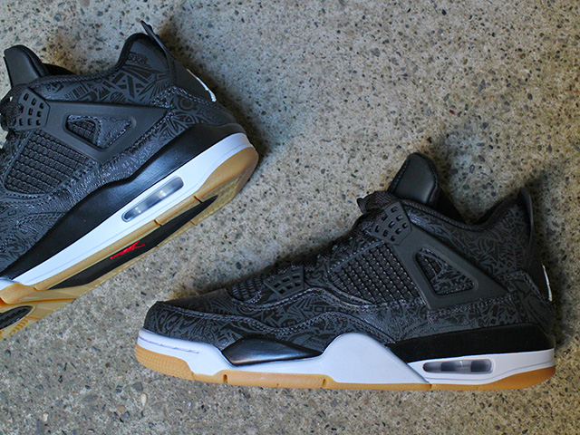 AIR JORDAN 4 RETRO SE “BLACK LASER”01