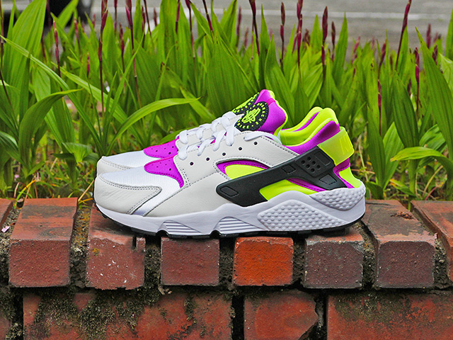 AIR HUARACHE RUN 91 QS “NEON YELLOW”01