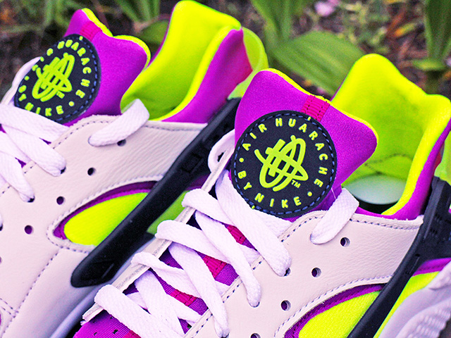 AIR HUARACHE RUN 91 QS “NEON YELLOW”01