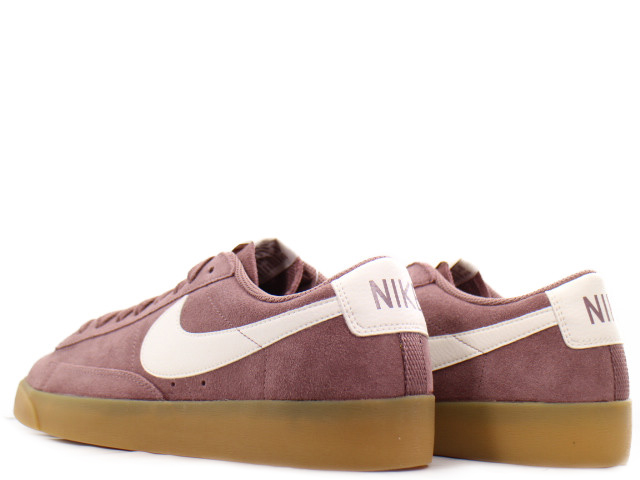 WMNS BLAZER LOW SD AV9373-201 - 2