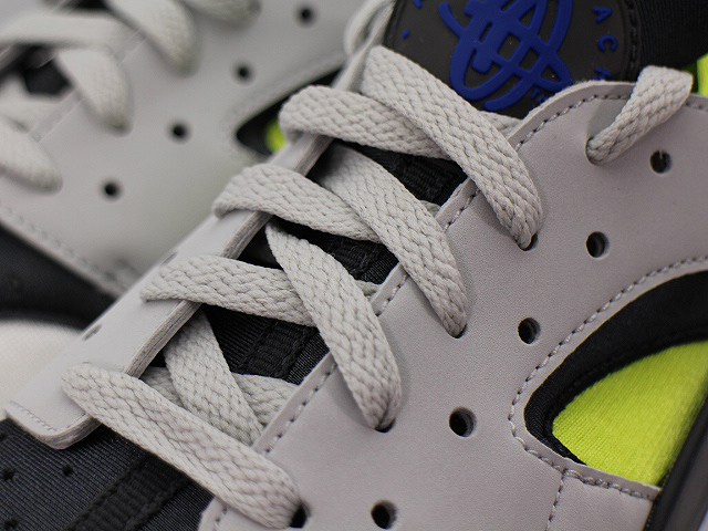 AIR HUARACHE 318429-130 - 5