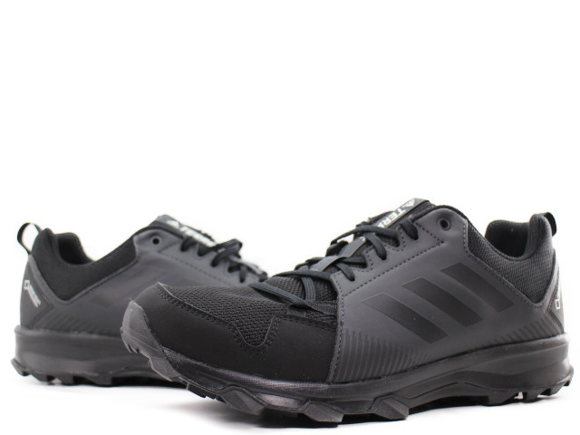 terrex tracerocker gtx m