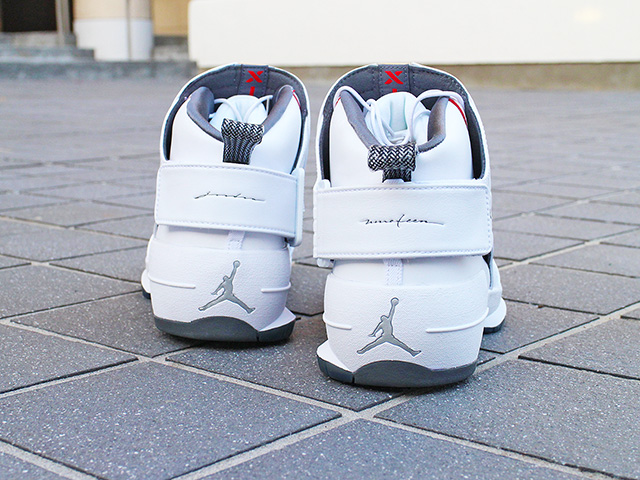 AIR JORDAN 19 RETRO “FLINT GREY/MELO”01