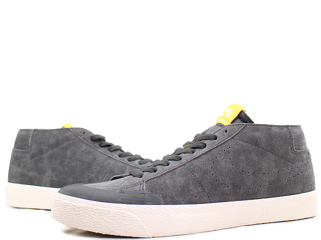 SB ZOOM BLAZER CHUKKA XT AH3366-002 - 1