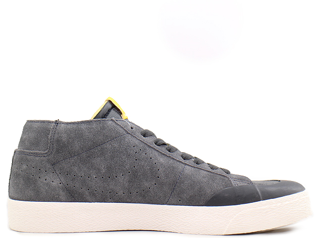 zoom blazer chukka