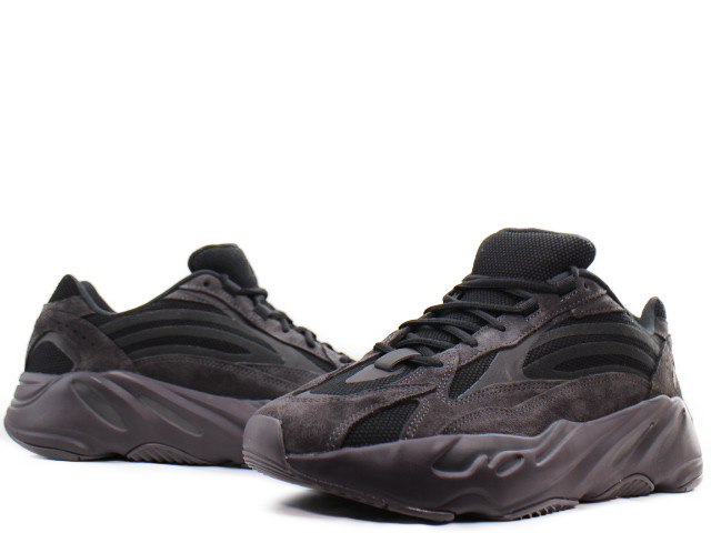 YEEZY BOOST 700 V2 FU6684 - 1