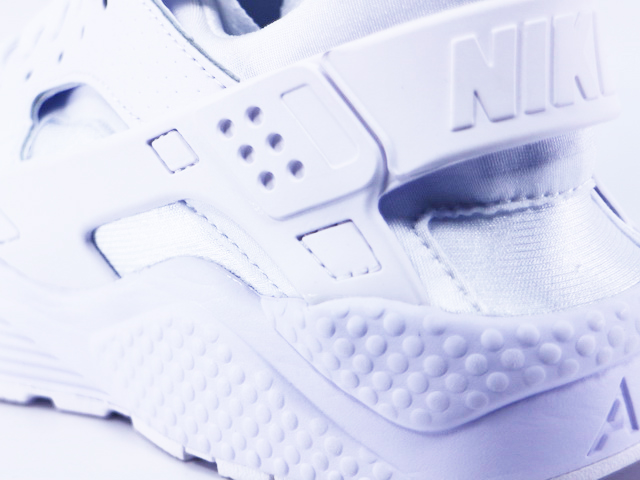 AIR HUARACHE 318429-111 - 5