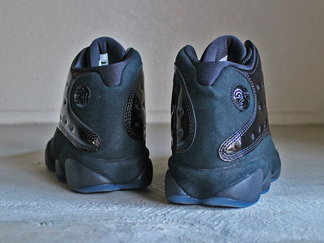 AIR JORDAN 13 RETRO”CAP AND GOWN”01