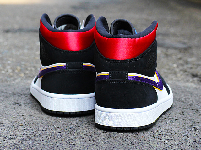 AIR JORDAN 1 MID SPECIAL EDITION “RIVALS”01