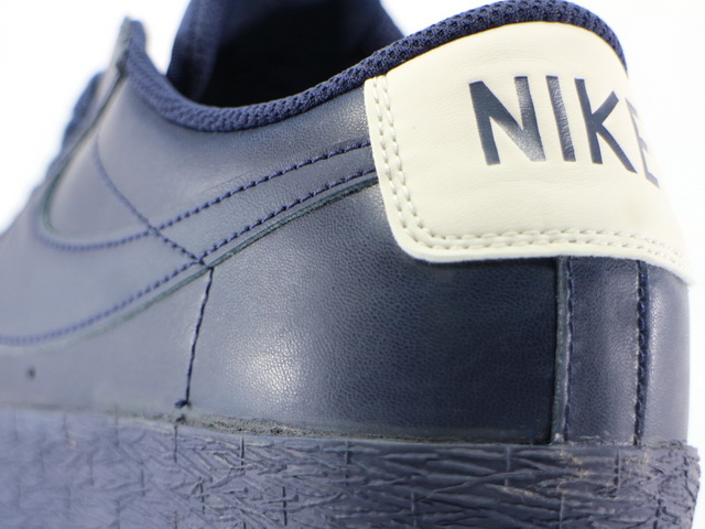 SB ZOOM BLAZER LOW 864347-403 - 6