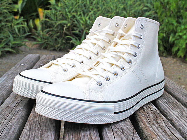 CONVERSE LUCKY STAR “EGRET/BLACK”01