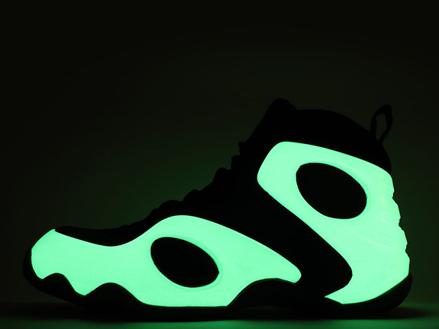 ZOOM ROOKIE “GLOW IN THE DARK 2018”01