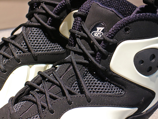 ZOOM ROOKIE “GLOW IN THE DARK 2018”01