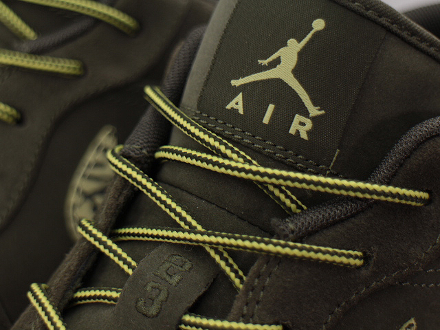 AIR JORDAN RETRO V.1 481177-307 - 5