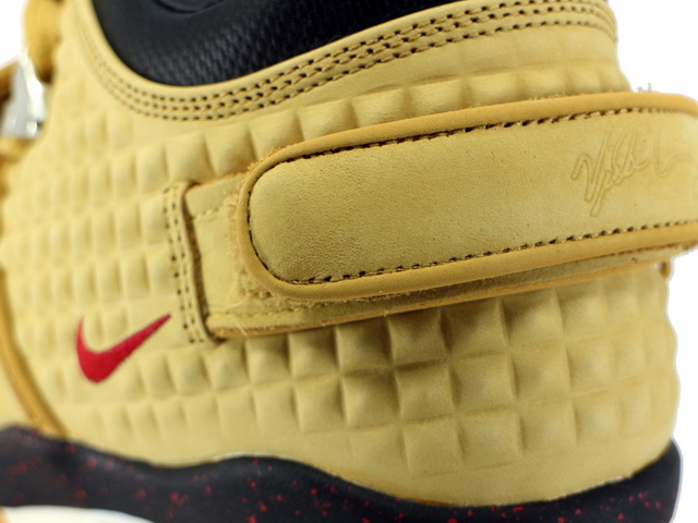 AIR TRAINER VICTOR CRUZ PRM 812637-700 - 5