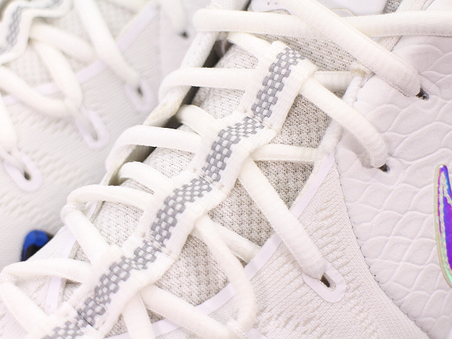 KYRIE 4 943806-104 - 5