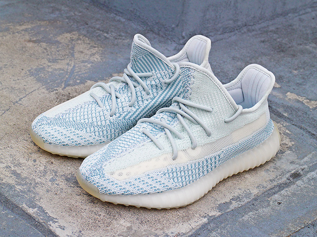 YEEZY BOOST 350 V2 “CLOUD WHITE”01