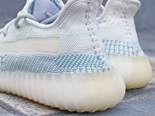 YEEZY BOOST 350 V2 “CLOUD WHITE”01