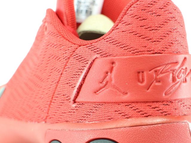 JORDAN ULTRA FLY 3 LOW AO6224-600 - 5
