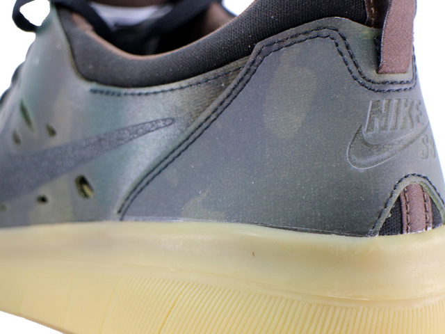 SB NYJAH FREE PRM AO0805-900 - 5