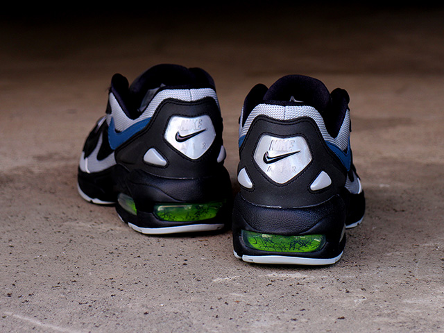AIR MAX2 LIGHT “THUNDERSTORM”01