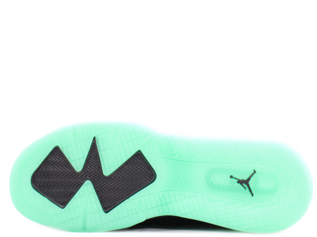 JORDAN MARS 270 CD7070-003 - 4