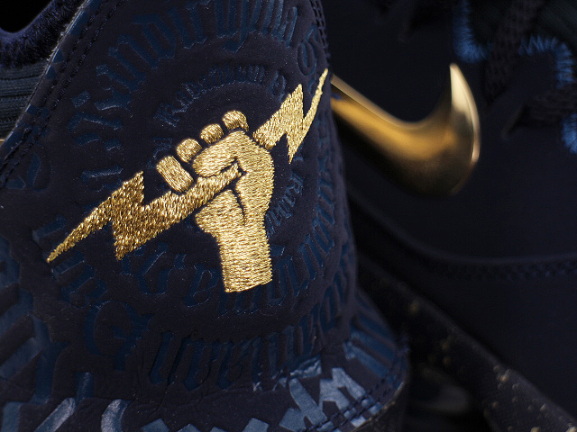 LEBRON 16 LOW CJ9919-400 - 5