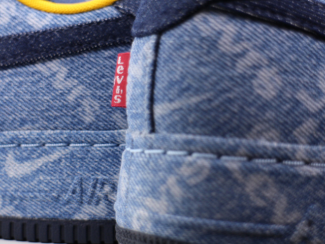 AIR FORCE 1 LOW LEVI’S CV0670-447 - 5