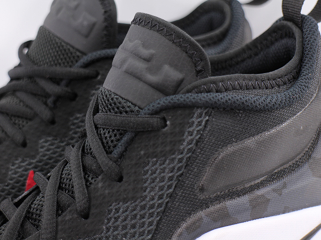 LEBRON WITNESS 2 942518-006 - 5
