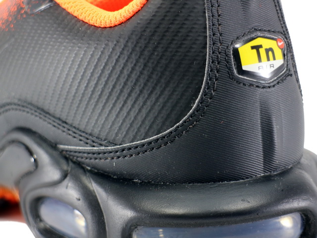 AIR MAX PLUS TN SE CI7701-001 - 5