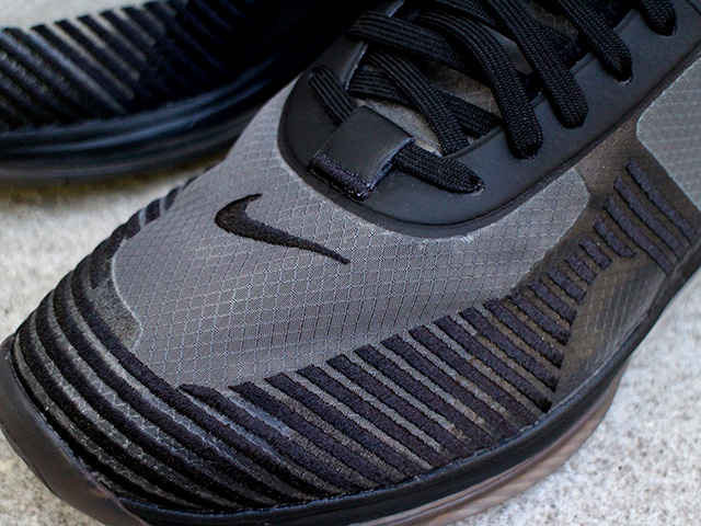 LEBRON 10 “JOHN ELLIOTT” ICON QS  “BLACK”01