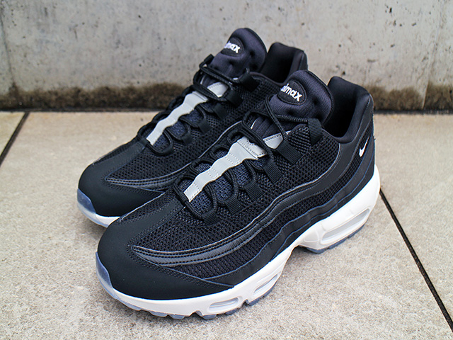 AIR MAX 95 ESSENTIAL “BLACK-REFLECT”01