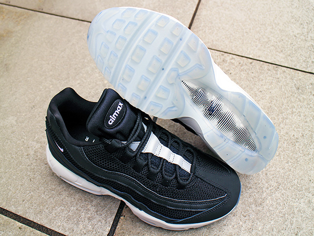 AIR MAX 95 ESSENTIAL “BLACK-REFLECT”01